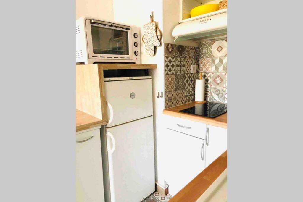 La Petite Pinede Studio Climatise Proche Plage ساناري سور مير المظهر الخارجي الصورة
