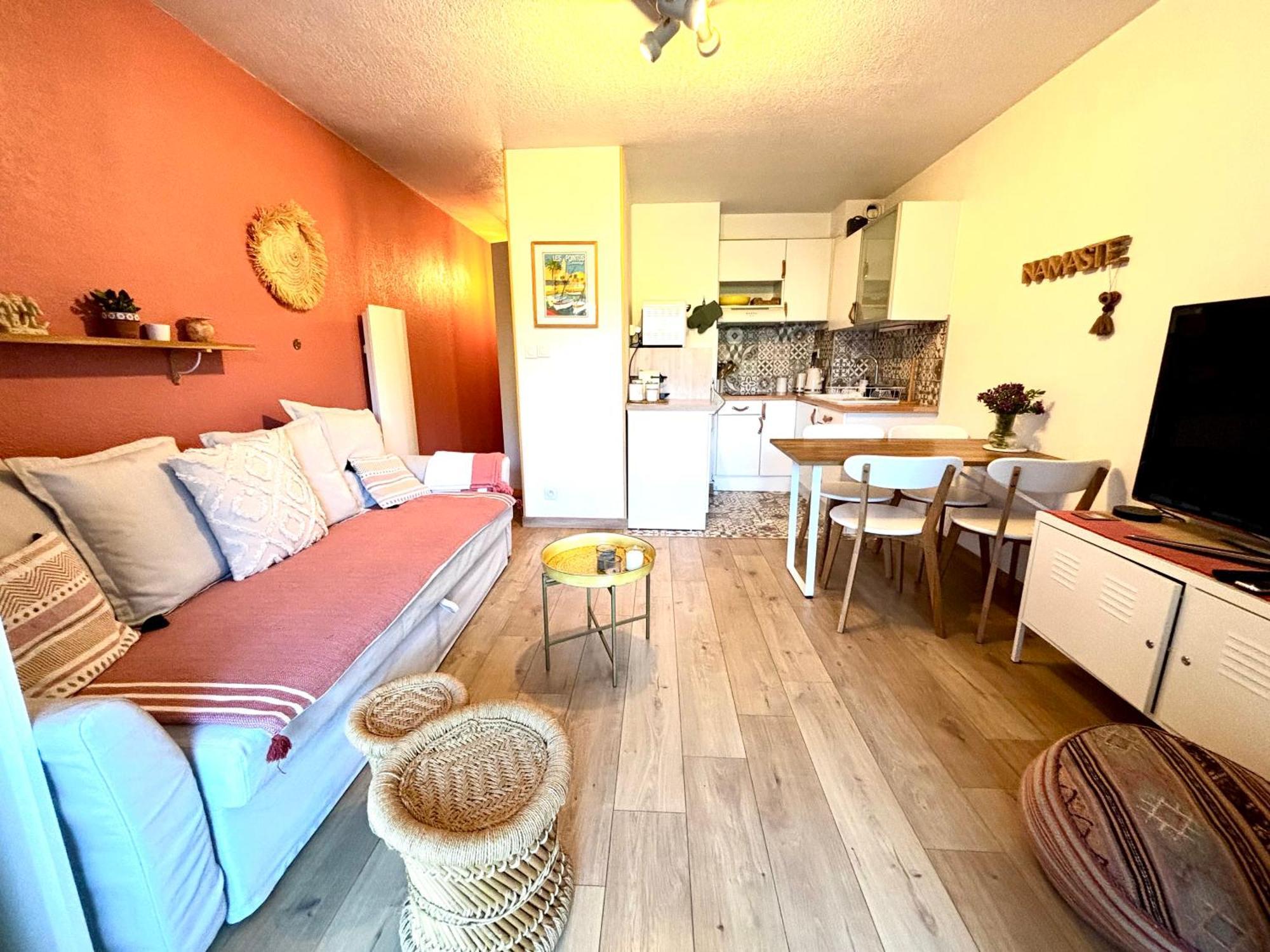 La Petite Pinede Studio Climatise Proche Plage ساناري سور مير المظهر الخارجي الصورة